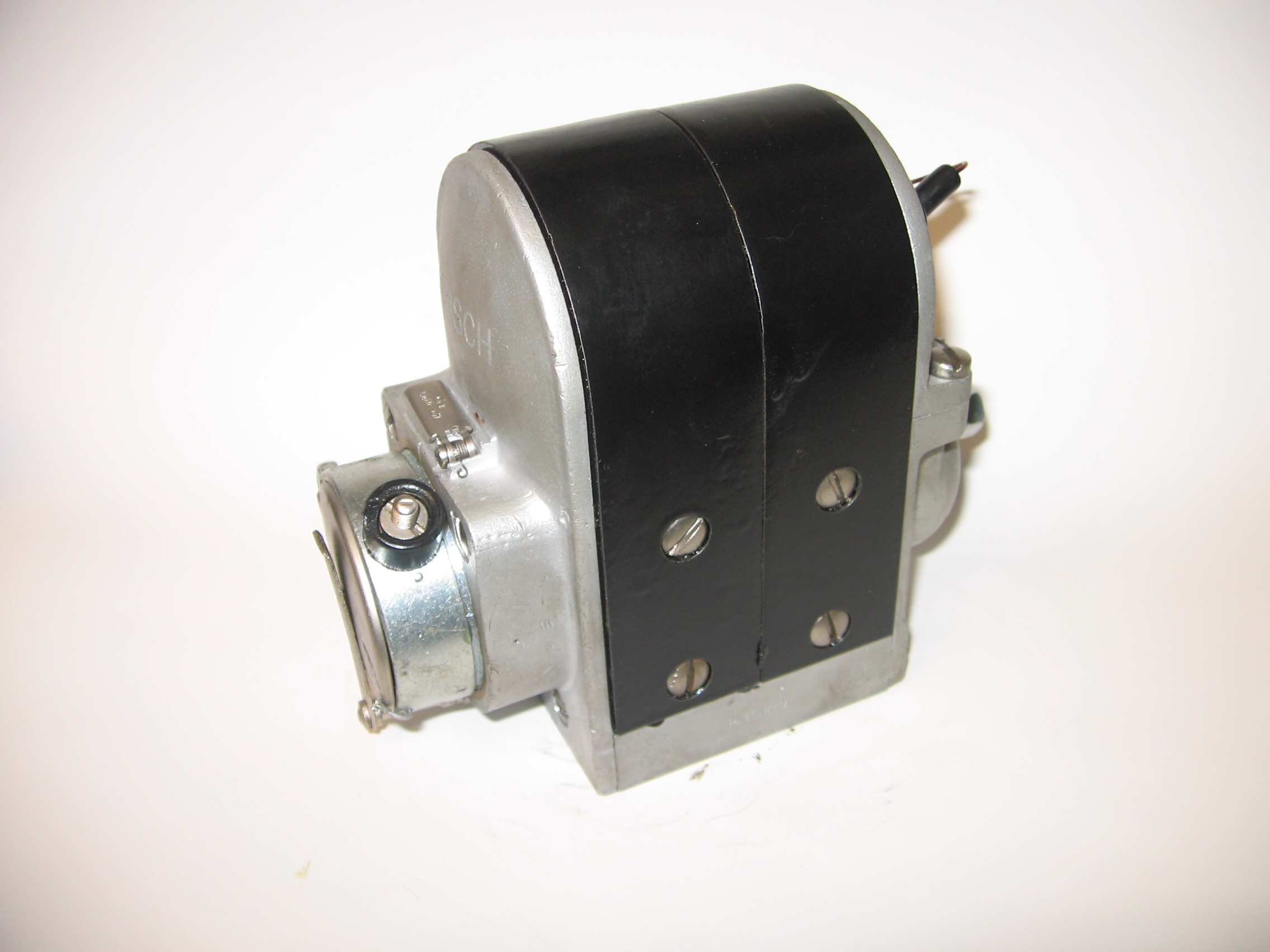 (36) nr. 12..... clock